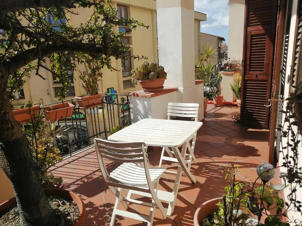 Pensionat Residenza Schinardi Hotell Oristano